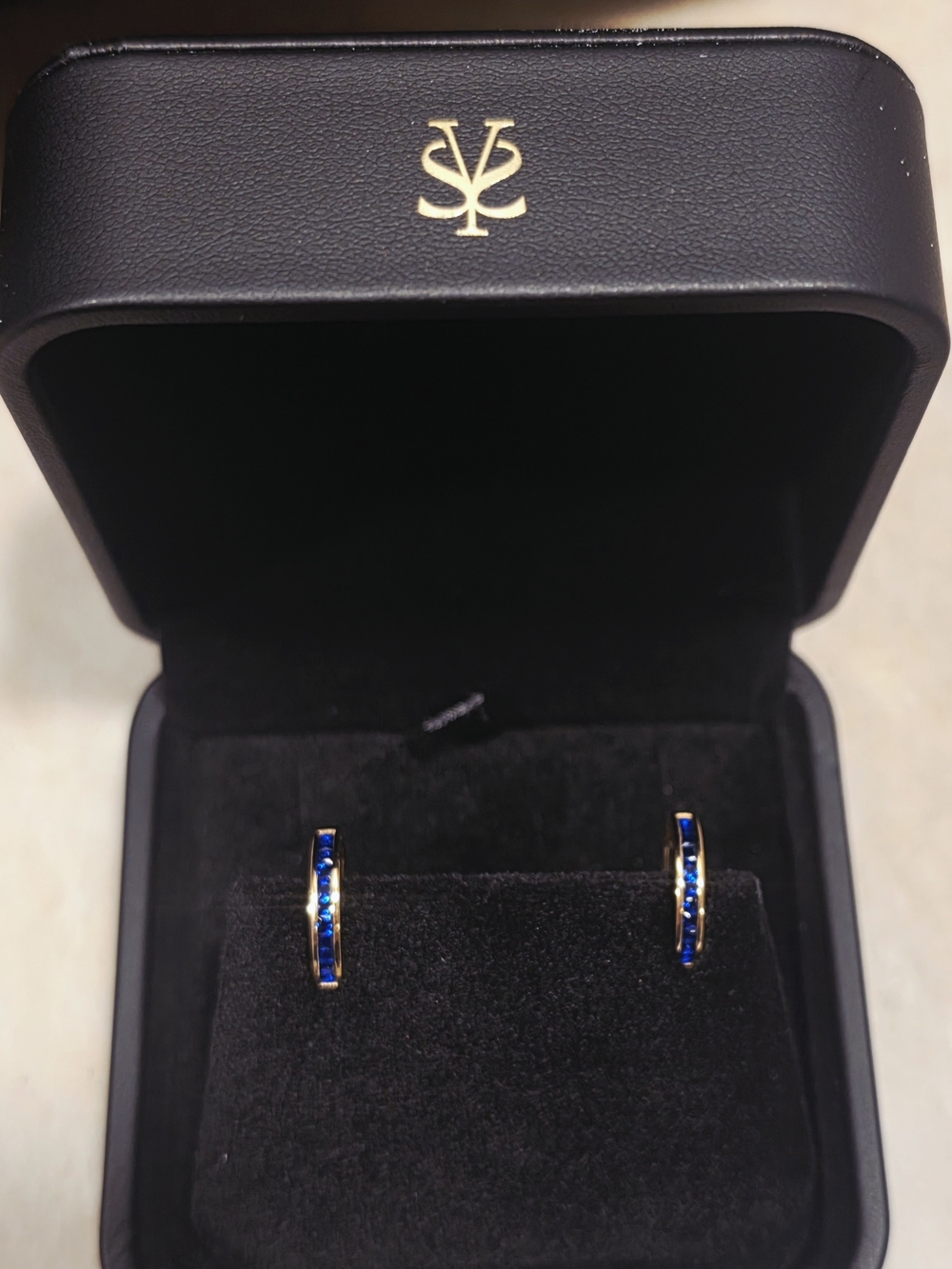 NEW She Said Yes 10K Gold Blue Princess-Cut Hoop Earrings | Retail $655